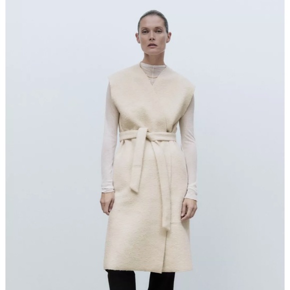 Zara Jackets & Blazers - NWT ZARA CREAM SOFT VEST